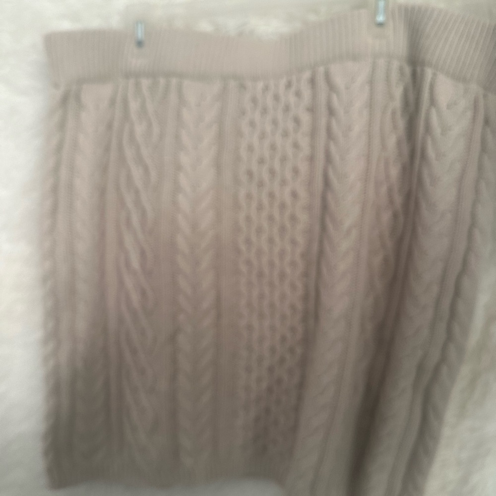 Knitted Skirt NWOT
